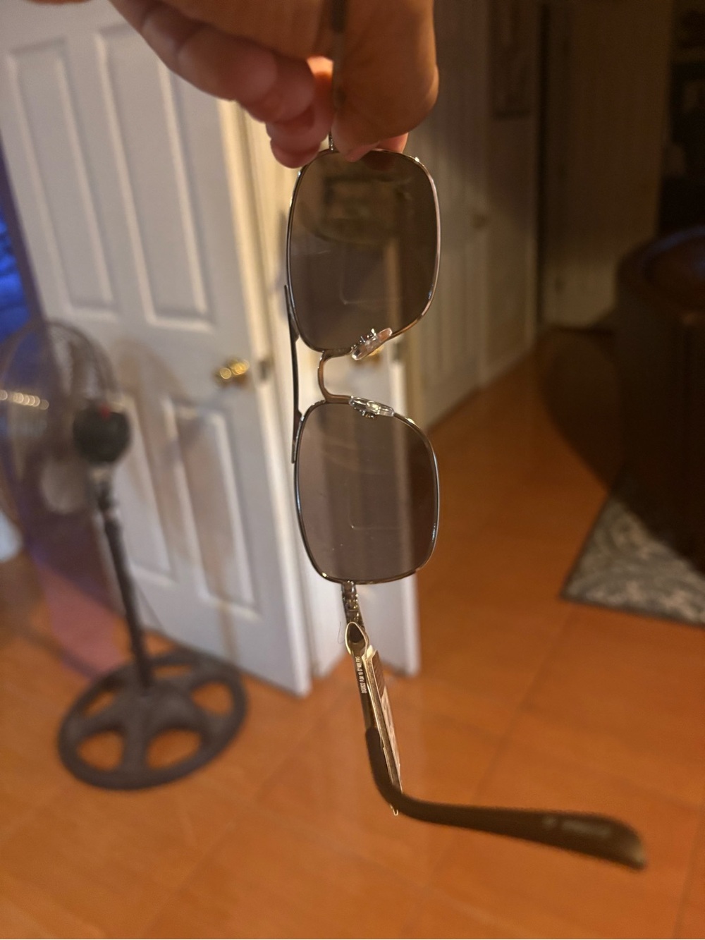 Tag on accessory - Picture 2 of 3